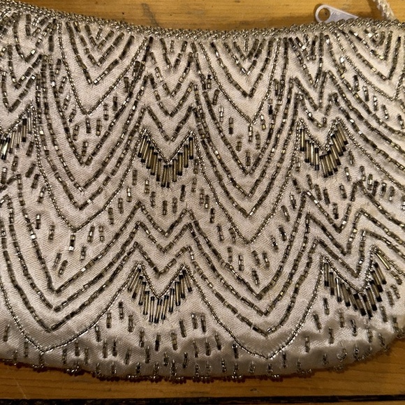 White Bedazzle Purse - Picture 3 of 7